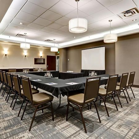 Four Points By Sheraton Toronto Mississauga Bagian luar foto