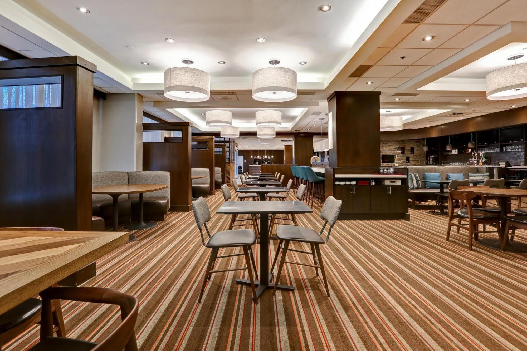 Four Points By Sheraton Toronto Mississauga Bagian luar foto