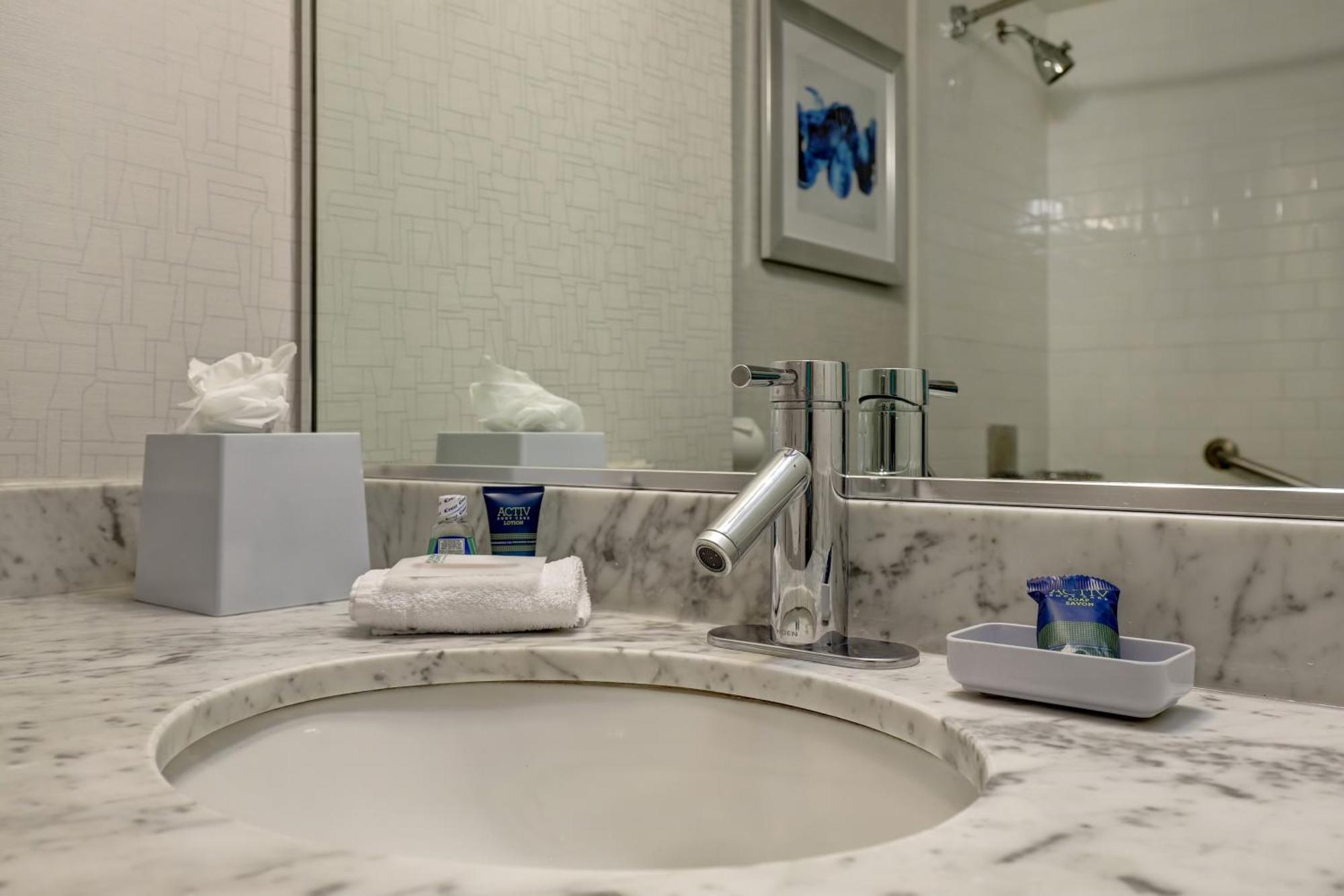 Four Points By Sheraton Toronto Mississauga Bagian luar foto