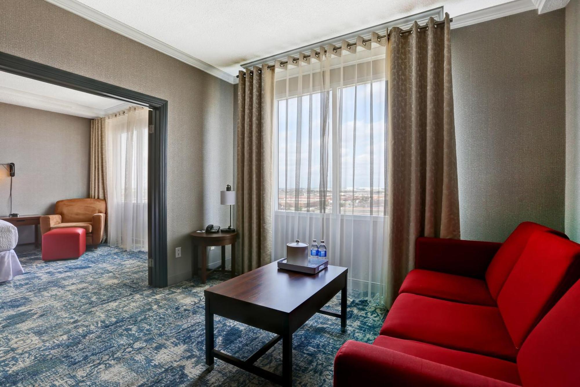 Four Points By Sheraton Toronto Mississauga Bagian luar foto
