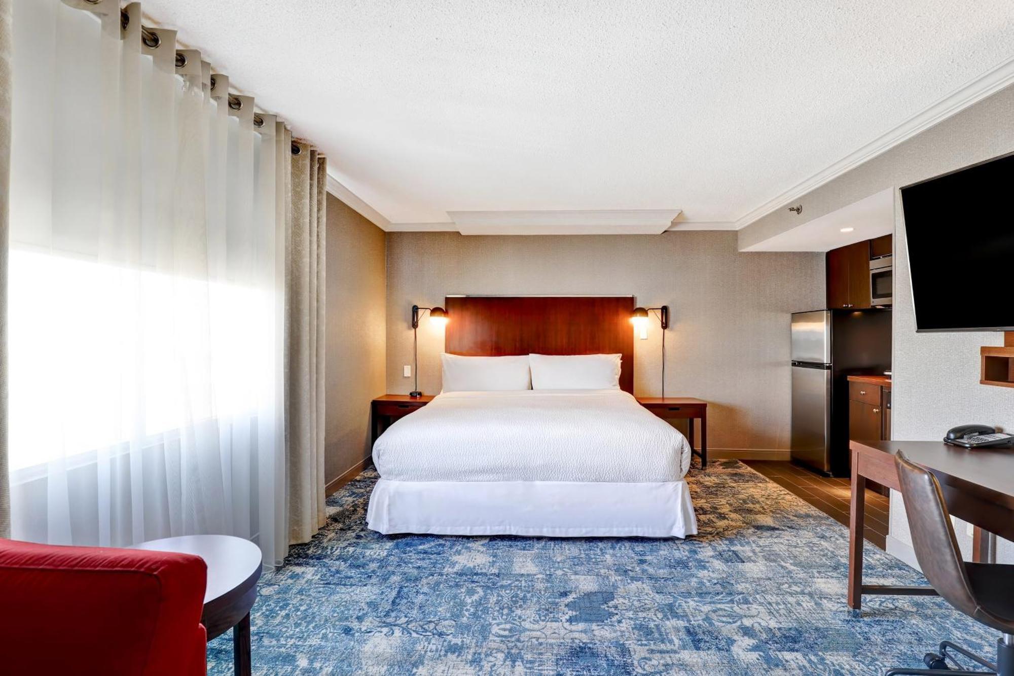 Four Points By Sheraton Toronto Mississauga Bagian luar foto