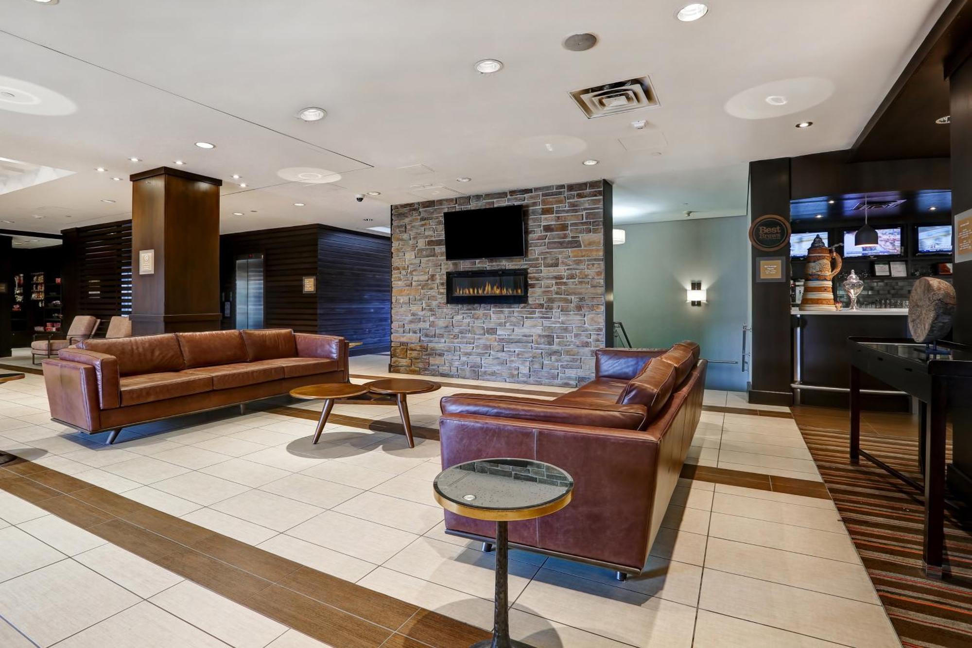 Four Points By Sheraton Toronto Mississauga Bagian luar foto